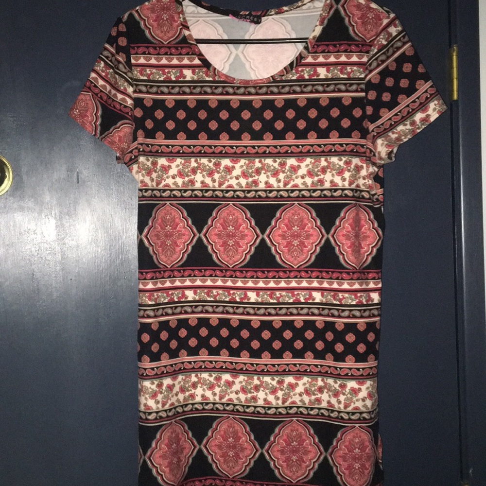 Long patterned shirt